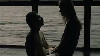 Jouer Elle obtient son sperme nu sabrina greve - todas as cores da noite (2015) mod