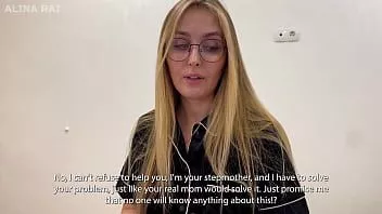 Oynat Nazik bir adım ve küstah bir üvey oğul. - lütfen gözlerini kapat, sana yardım etmem gerekiyor üvey evlat.