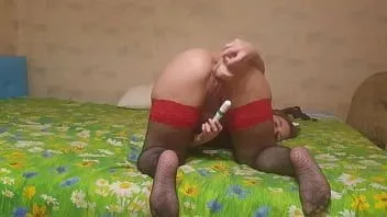 Play Girl fucked by sex toy dildo and vibrator cumming