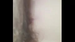 play Un mec potelé baise sa poupée poilue et éjacule partout