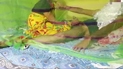 Oynat Yeni evli Bahu'nun Sasur ve Kral Boyutlu Dick ile Desi üçlü