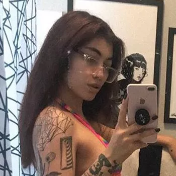 قناة Ashlee Juliet