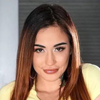 قناة Chanel Brooks